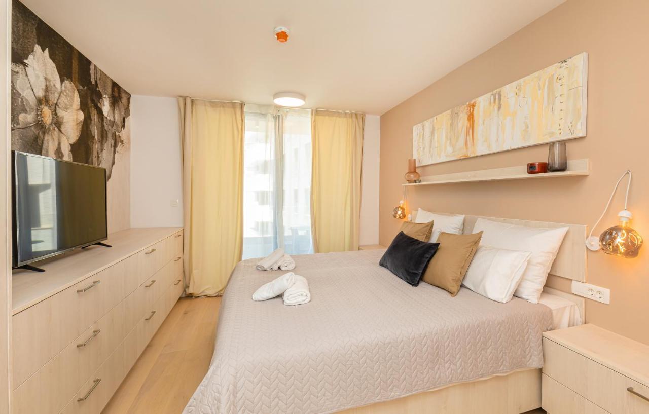 Sunny Lol Port Apartments In The City Centre Dubrovnik Eksteriør billede